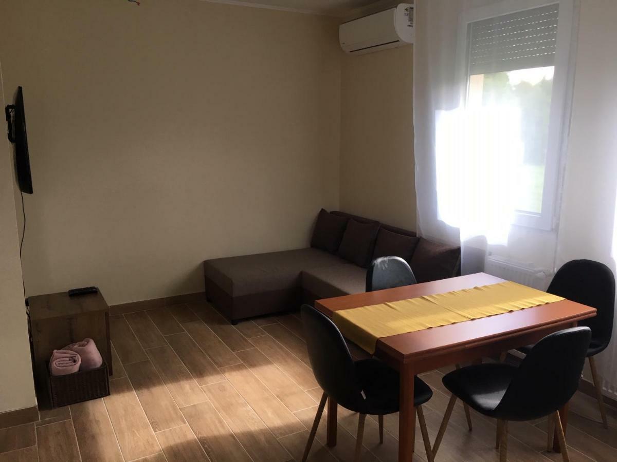 Willa Konrad Apartman Balatonmáriafürdő Zewnętrze zdjęcie