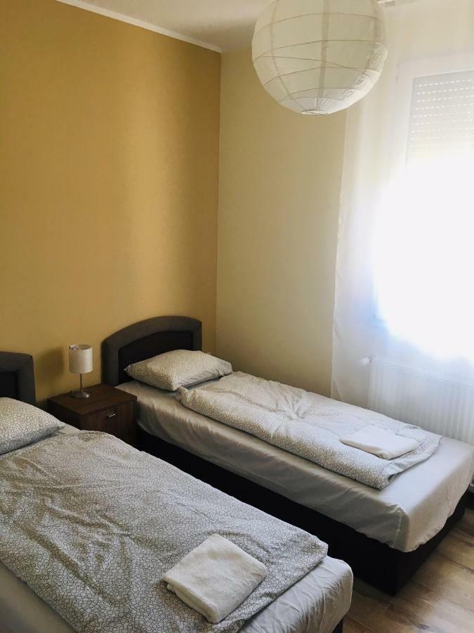 Willa Konrad Apartman Balatonmáriafürdő Zewnętrze zdjęcie